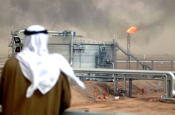 Těžba ropy Saudská Arábie
