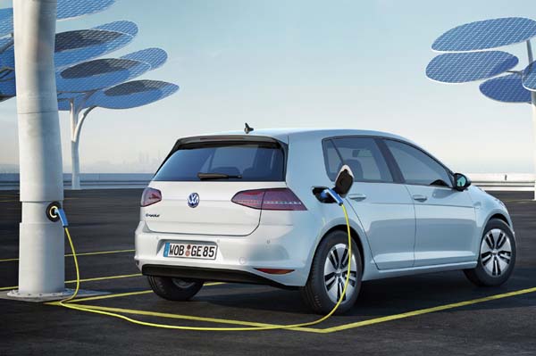 VW e-Golf 2