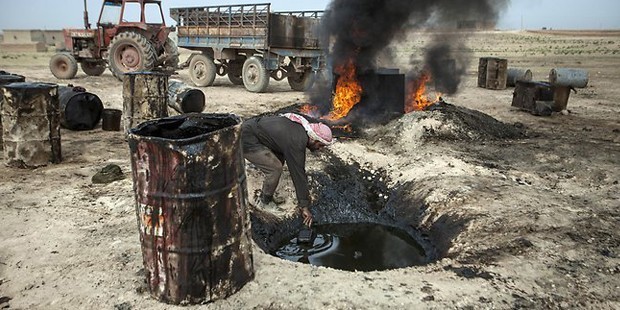 Syria rafinace a pašování ropy